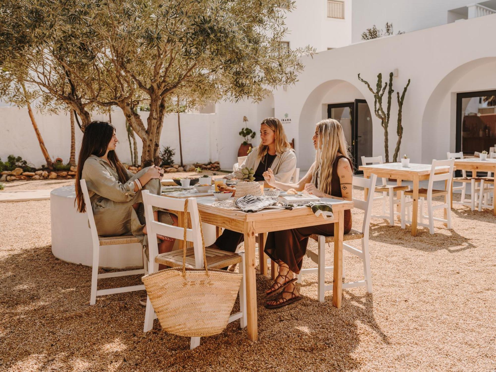 Ibara Ibiza Hotel Boutique Es Canar  Exterior photo
